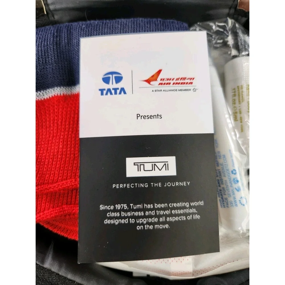 TUMI Air India Airline Zip Toiletry Amenity Case Business First Class Travel Bag